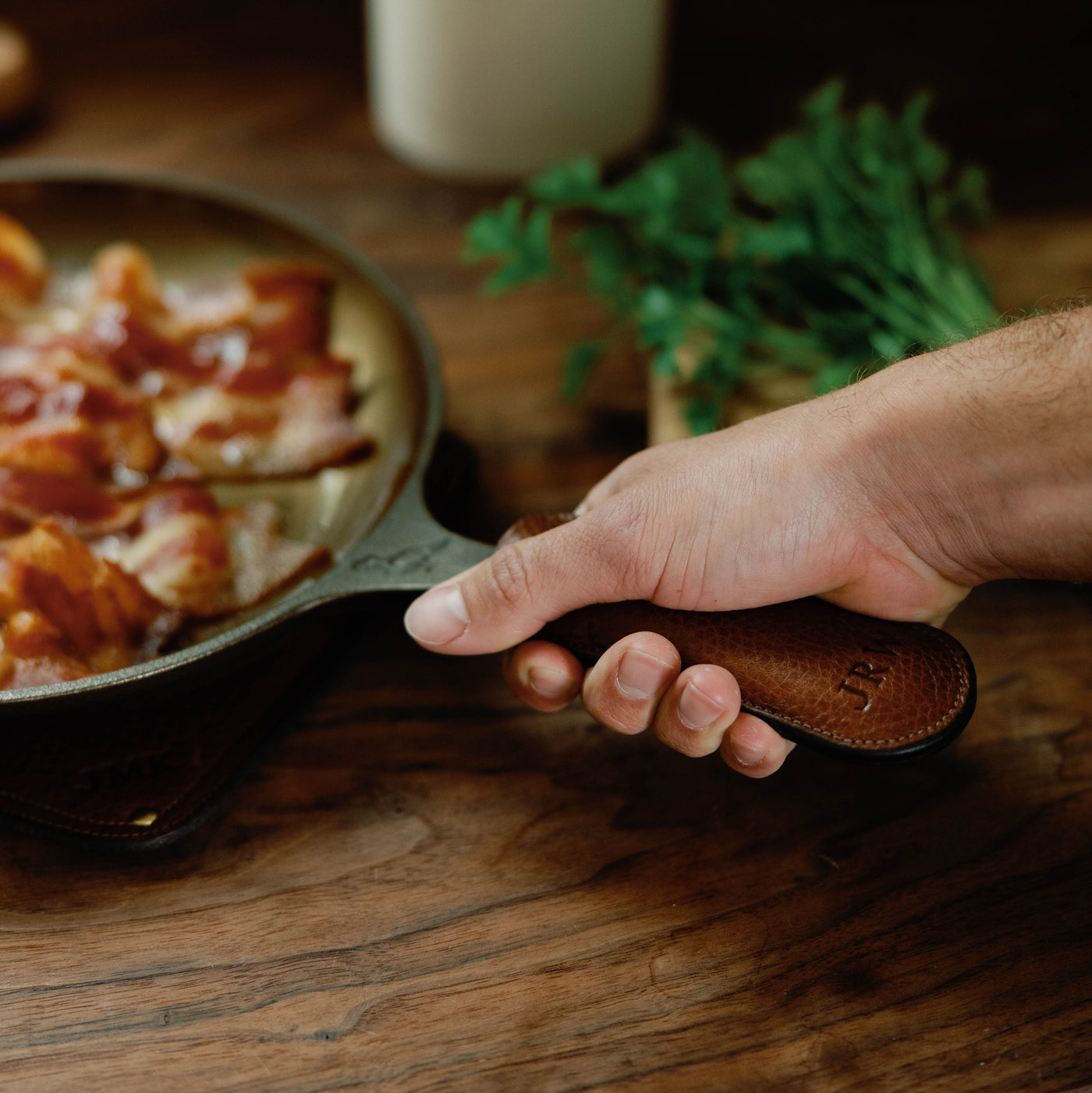Leather Skillet Sleeve