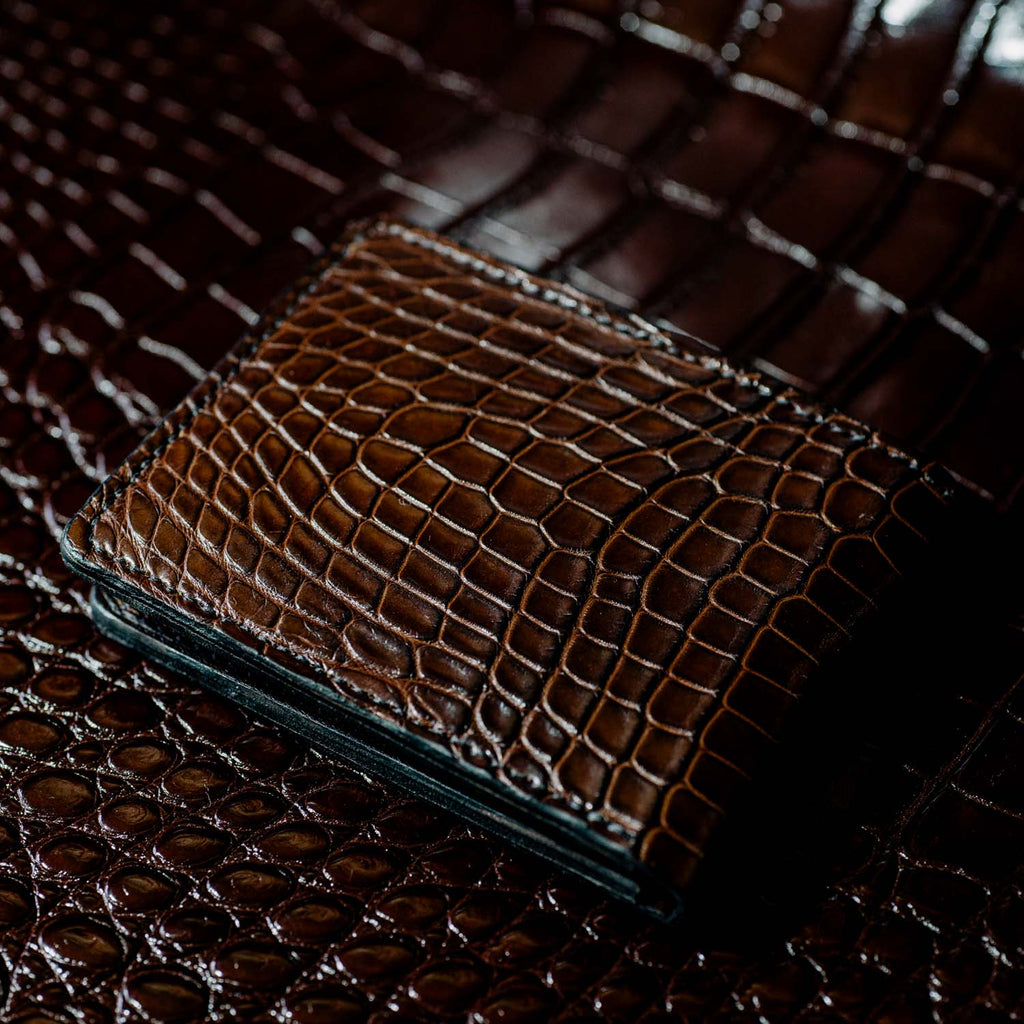 Dark Brown Alligator Traditional Bifold – Clayton & Crume