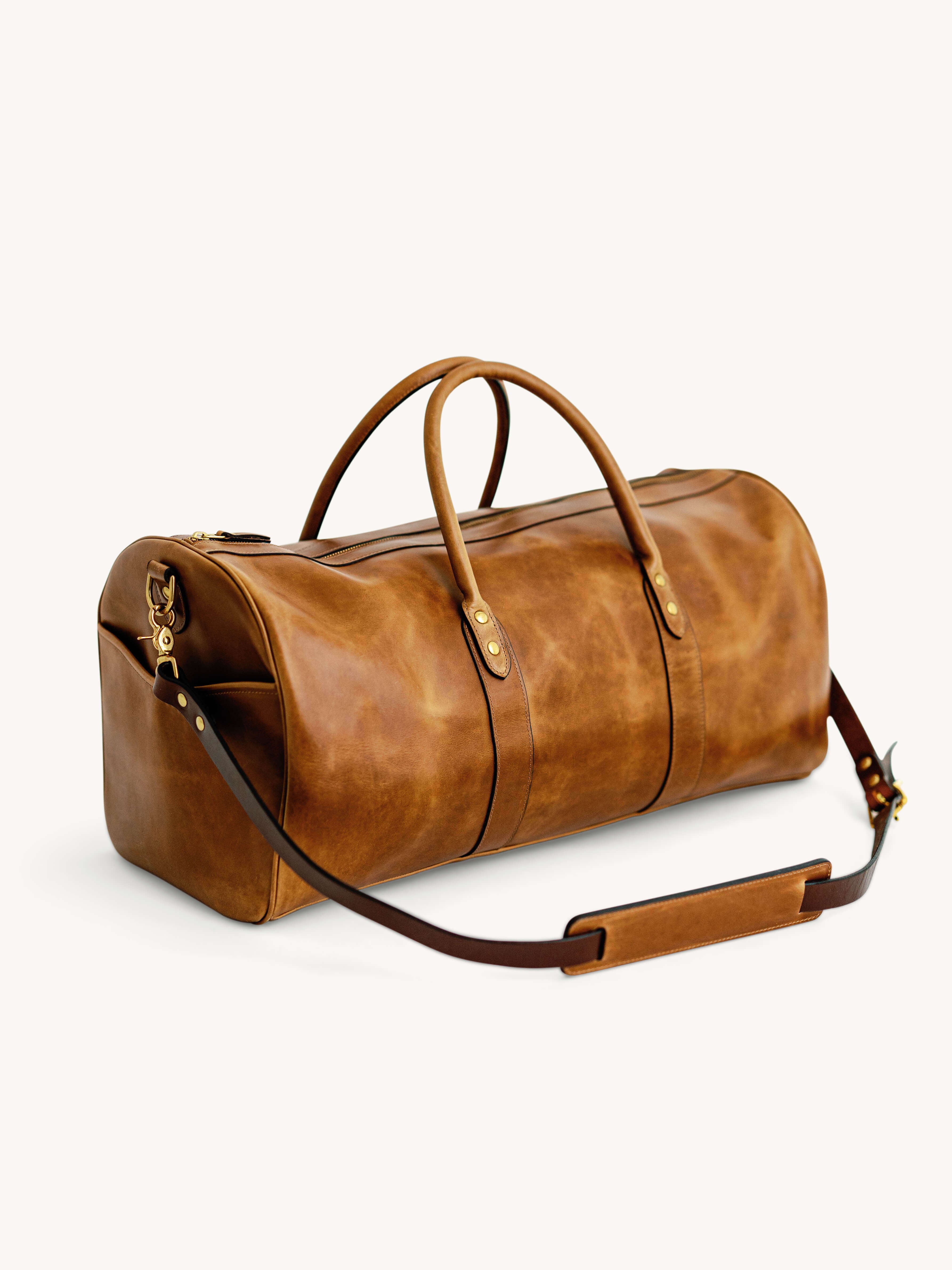 Weekend duffle bag discount leather