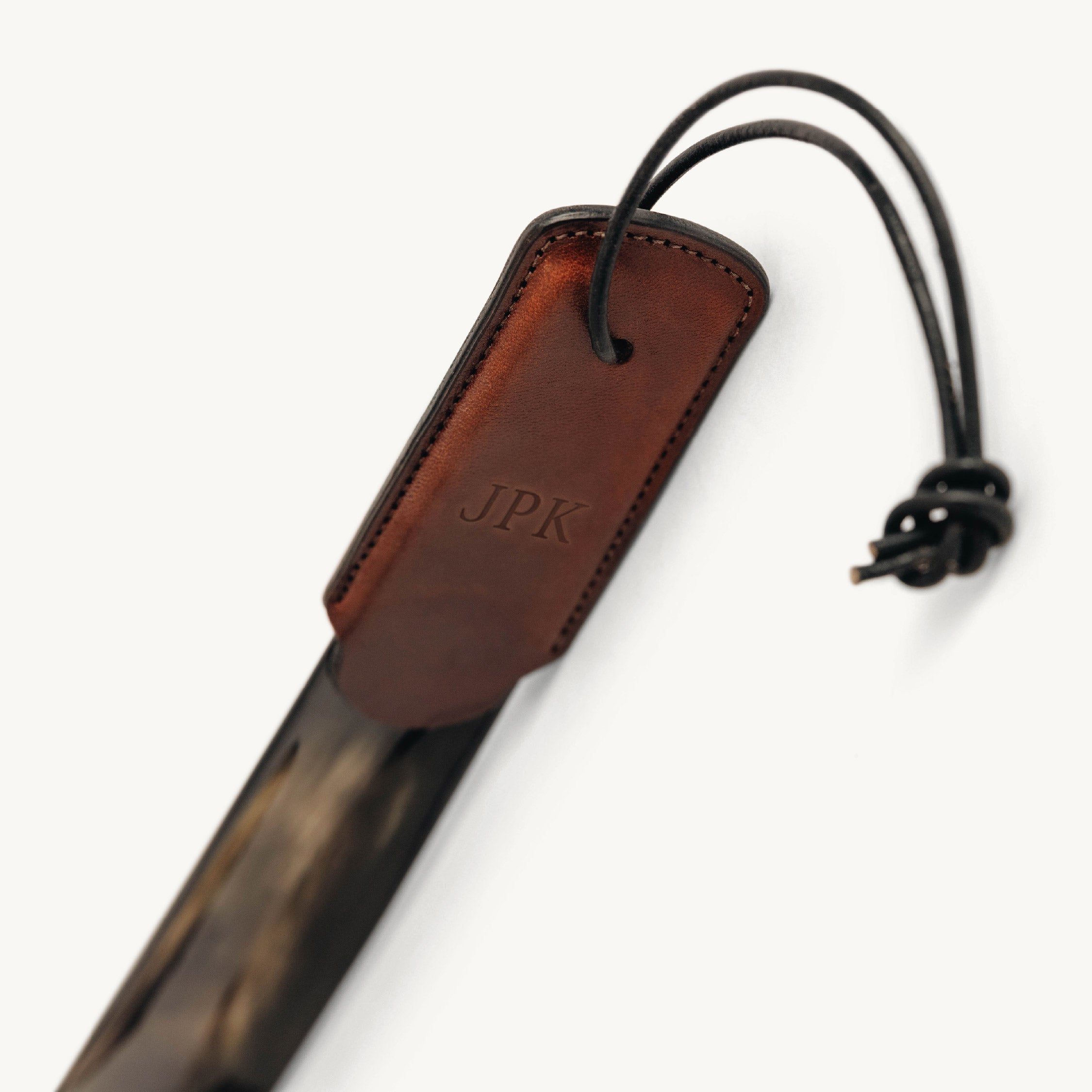 Shoehorn – Clayton & Crume