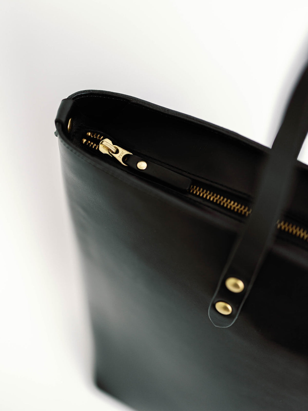 Large Zip Tote Clayton & Crume